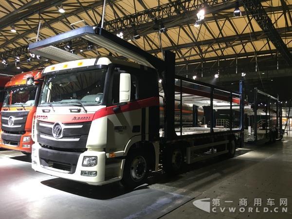 福田欧曼中置轴轿运车.jpg