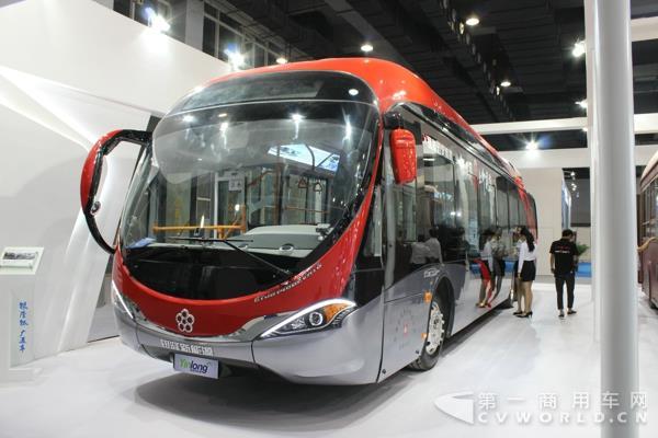 银隆新能源展示的13.7米纯电动城市客车的外观及内饰 (2).jpg