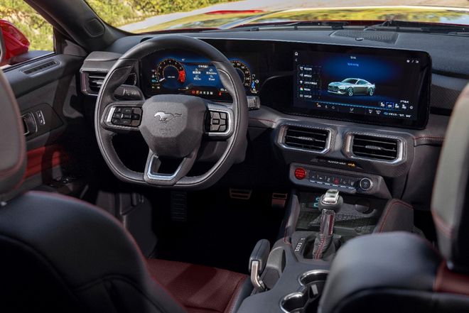 全新福特Mustang硬顶性能版敞篷运动版6月上市