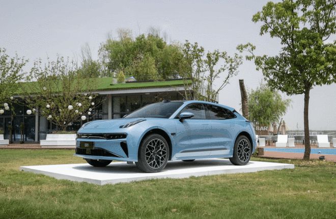 2025款极氪001极氪007上市 售价20.99万元起