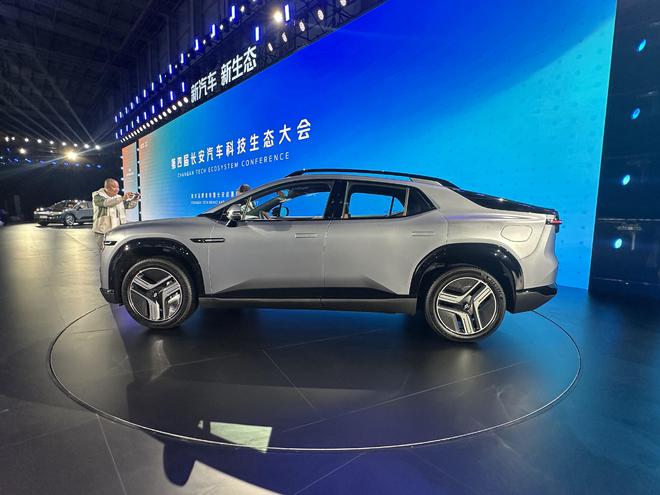 不一样的“变形”玩法 启源E07售19.99万起