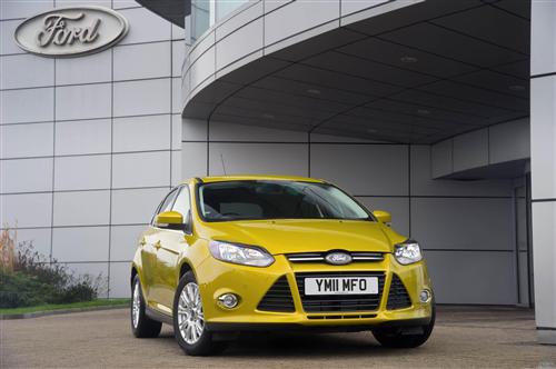 福特用MuCell微孔泡沫塑料减轻车重