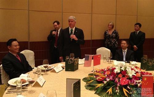 美国汽车业寄望中国投资 密歇根州来华“营销”
